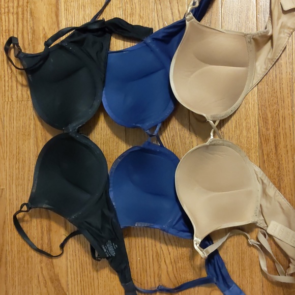 VS Bombshell Plunge Pushup Bras - Picture 2 of 3